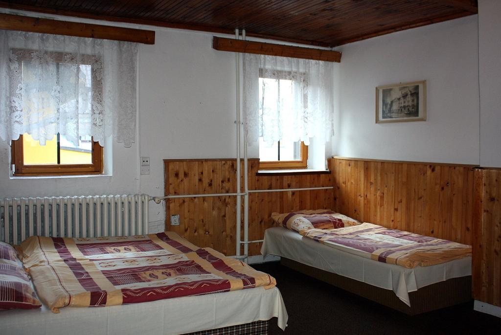 Penzion Pinokio Bozi Dar Bagian luar foto
