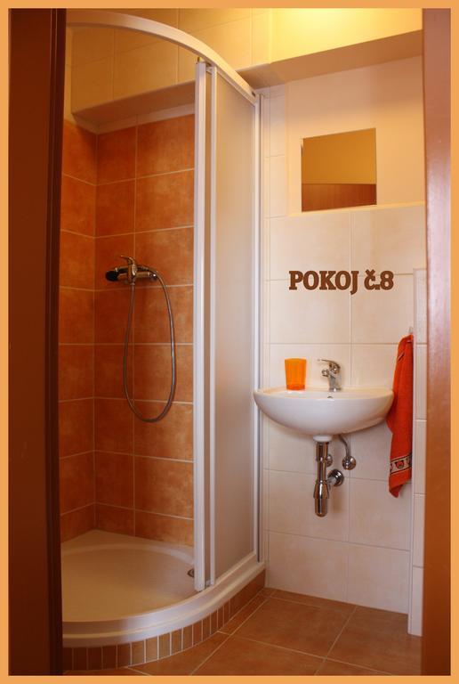 Penzion Pinokio Bozi Dar Bagian luar foto